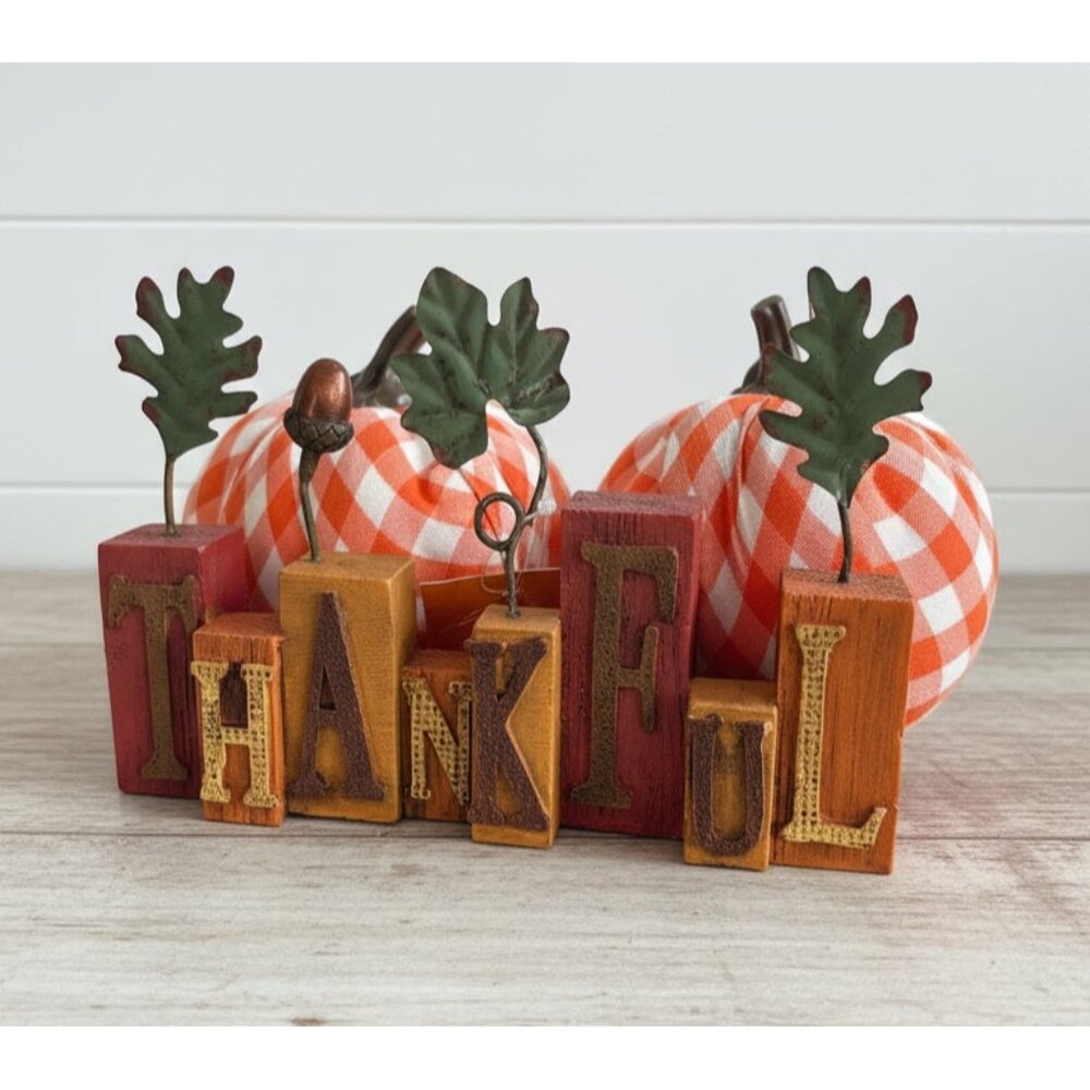Harvest “THANKFUL” Picture Holder + 2 Decorative‎ Pumpkins